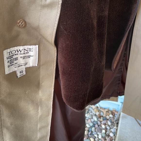 Towne By London Fog Trench Coat Zip-Out Lining - Picture 9 of 14